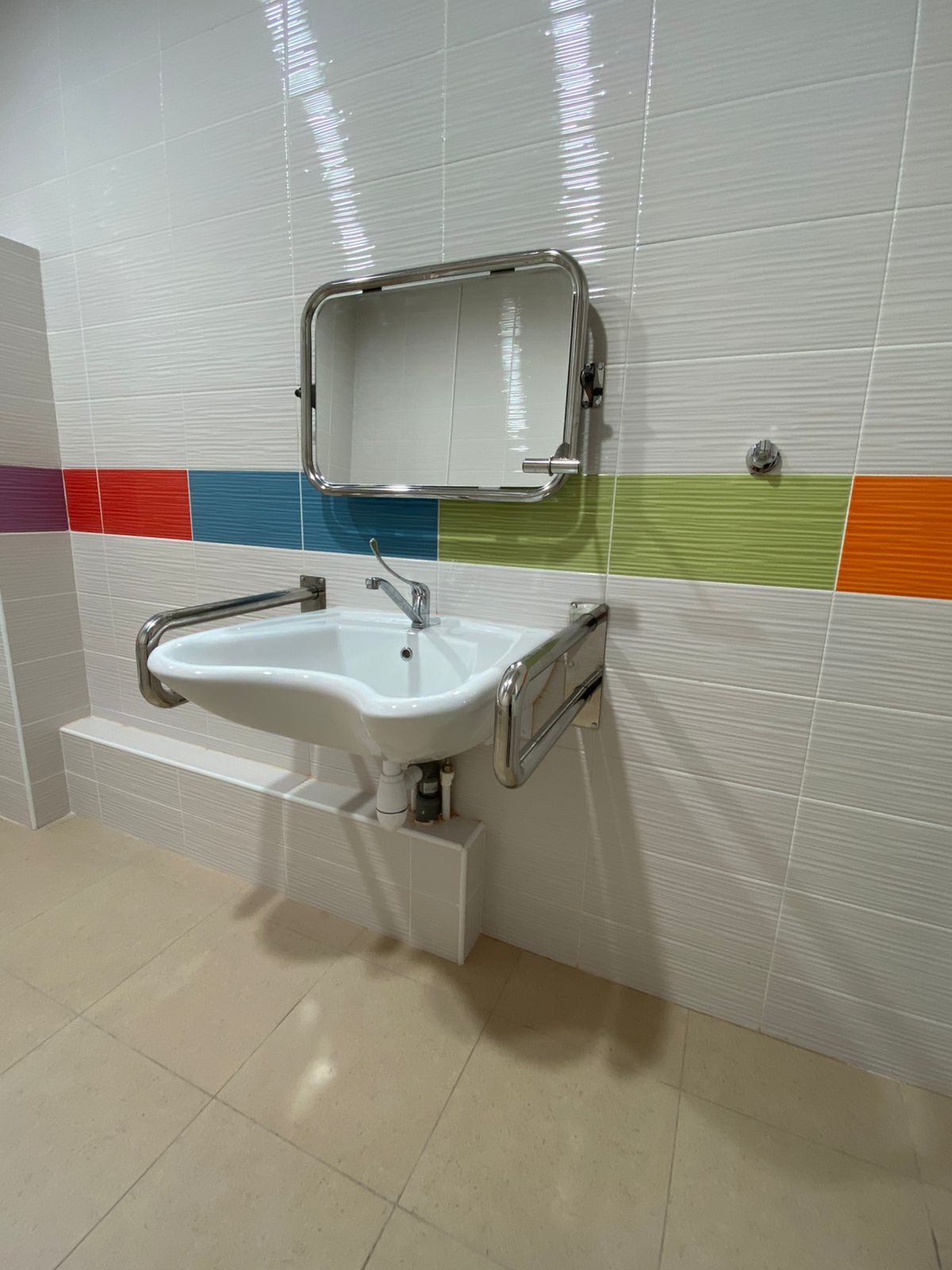 универсальная кабина мгн 2